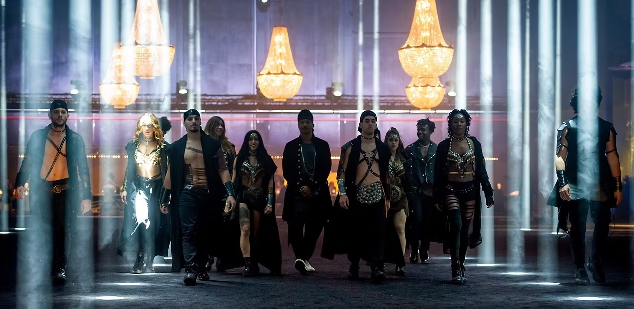 Noleggio lampadari di cristallo a Roma — Teatro 10 Cinecittà